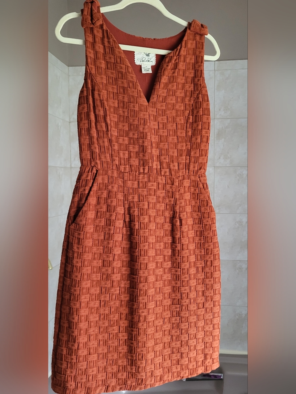 Gorgeous Textured Basket Weave Dress